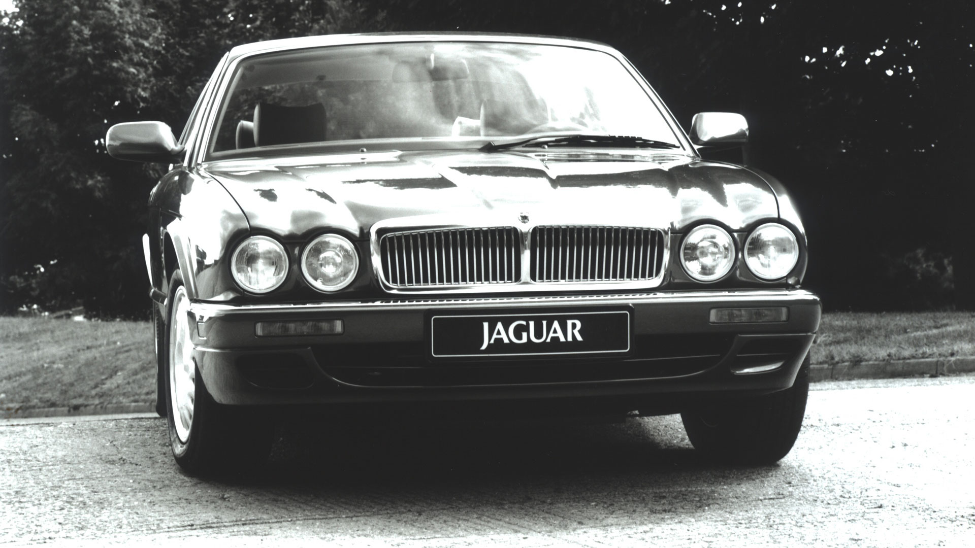 Jaguar XJ X300