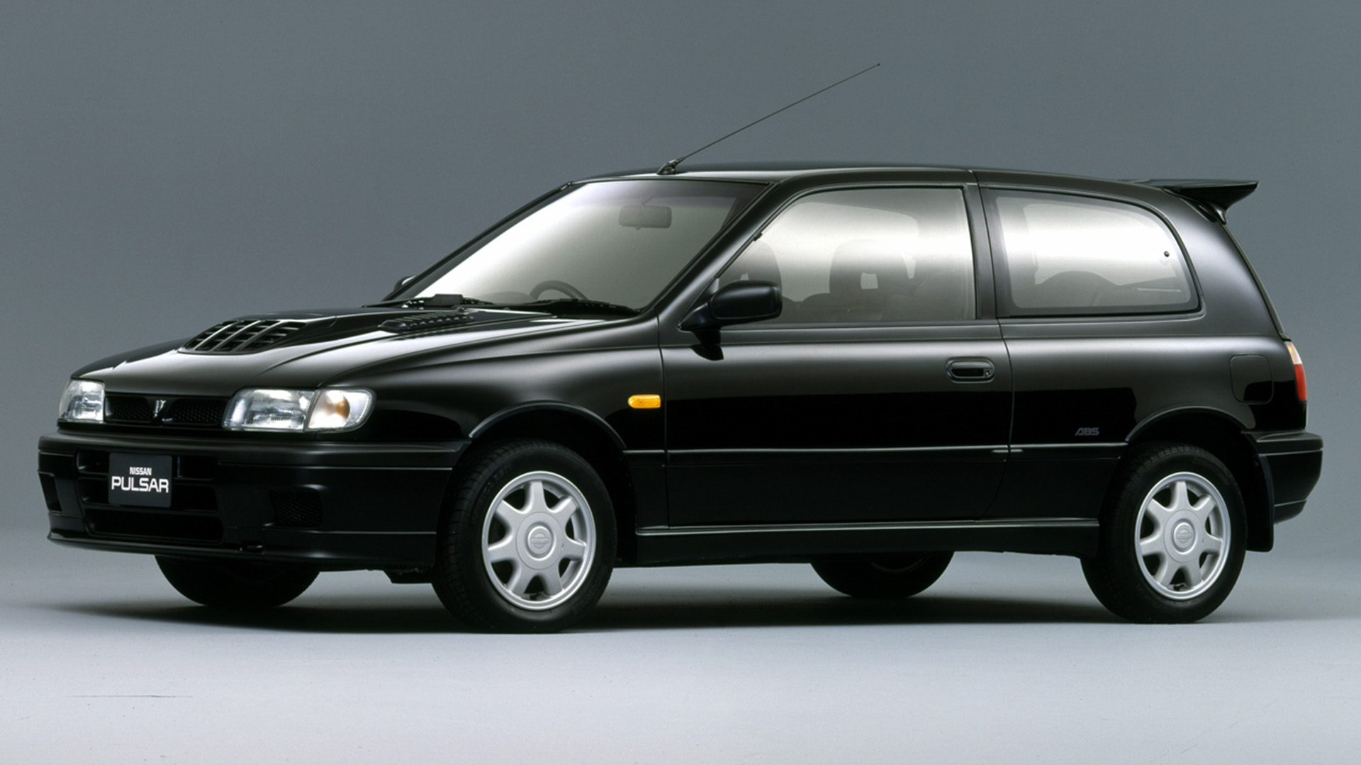 Nissan Sunny GTI-R