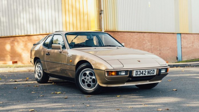 Porsche 924S