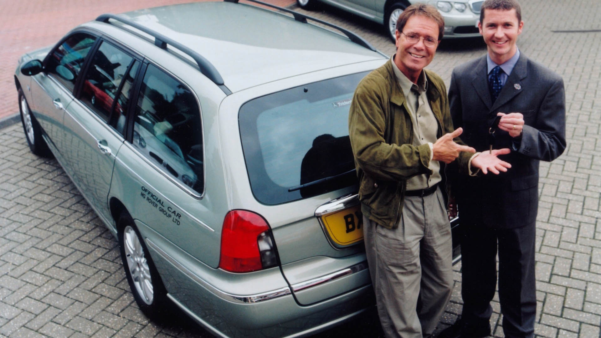 Cliff Richard and Rover 75