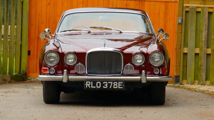 Madonna Jaguar Mark X