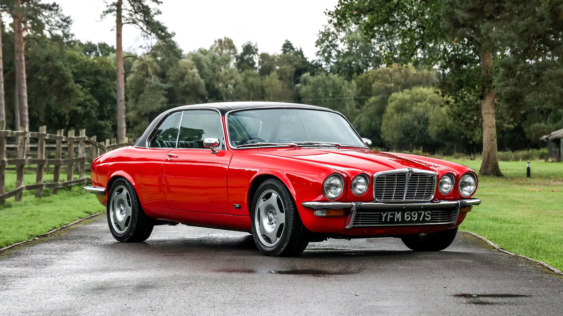 1977 Jaguar XJC-R Restomod