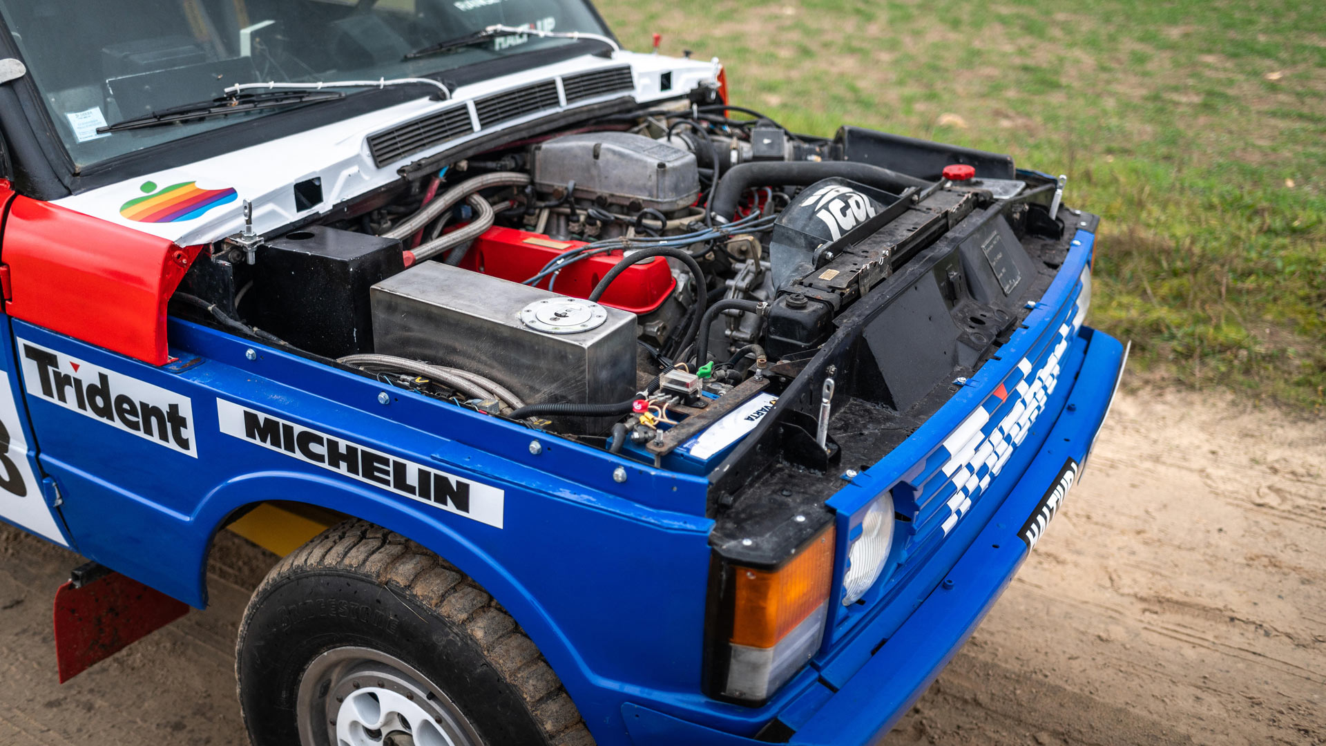 Bonhams Range Rover Dakar V8 T2