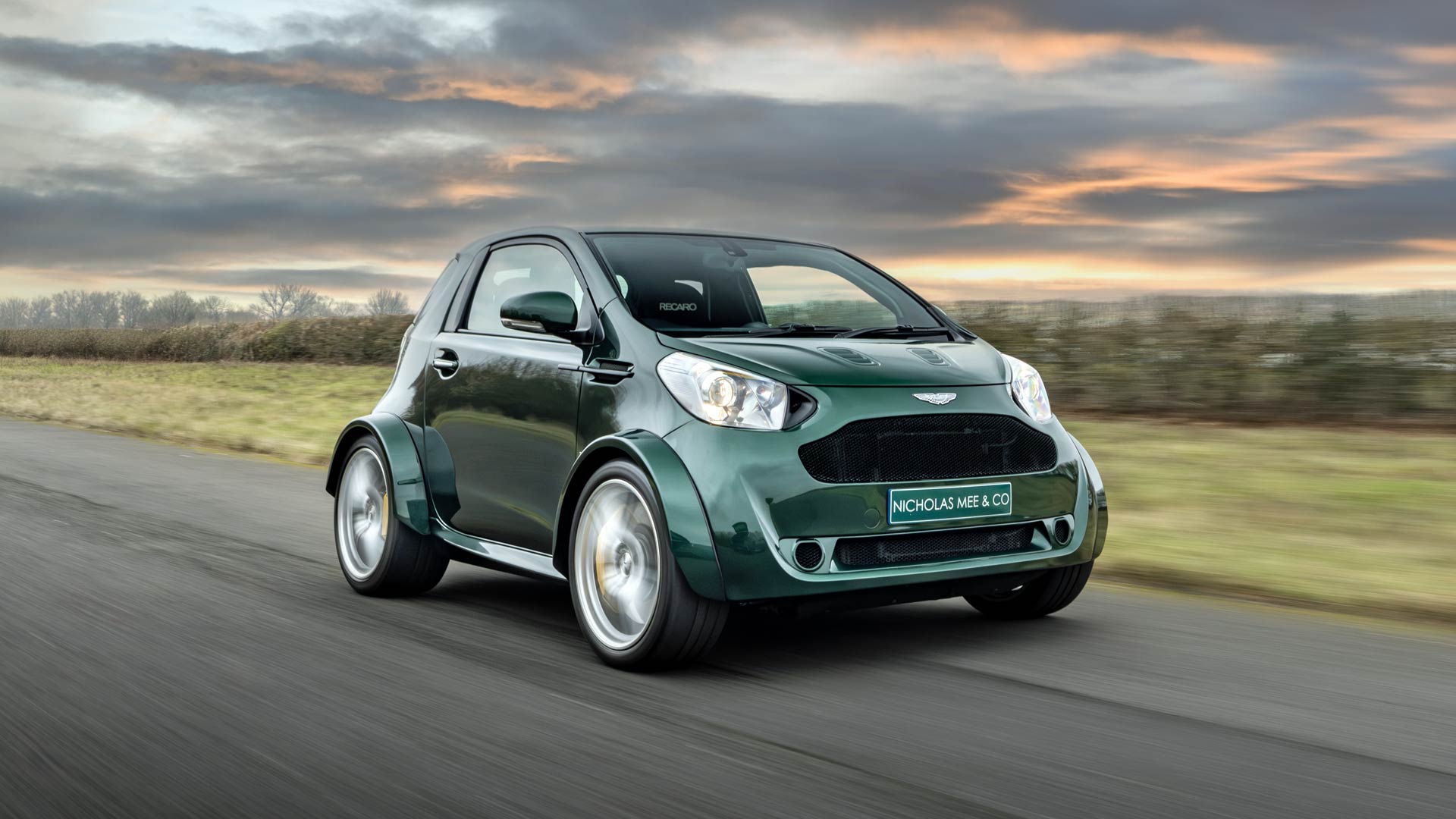 Aston Martin V8 Cygnet